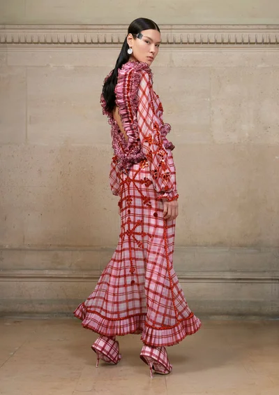 Look 3